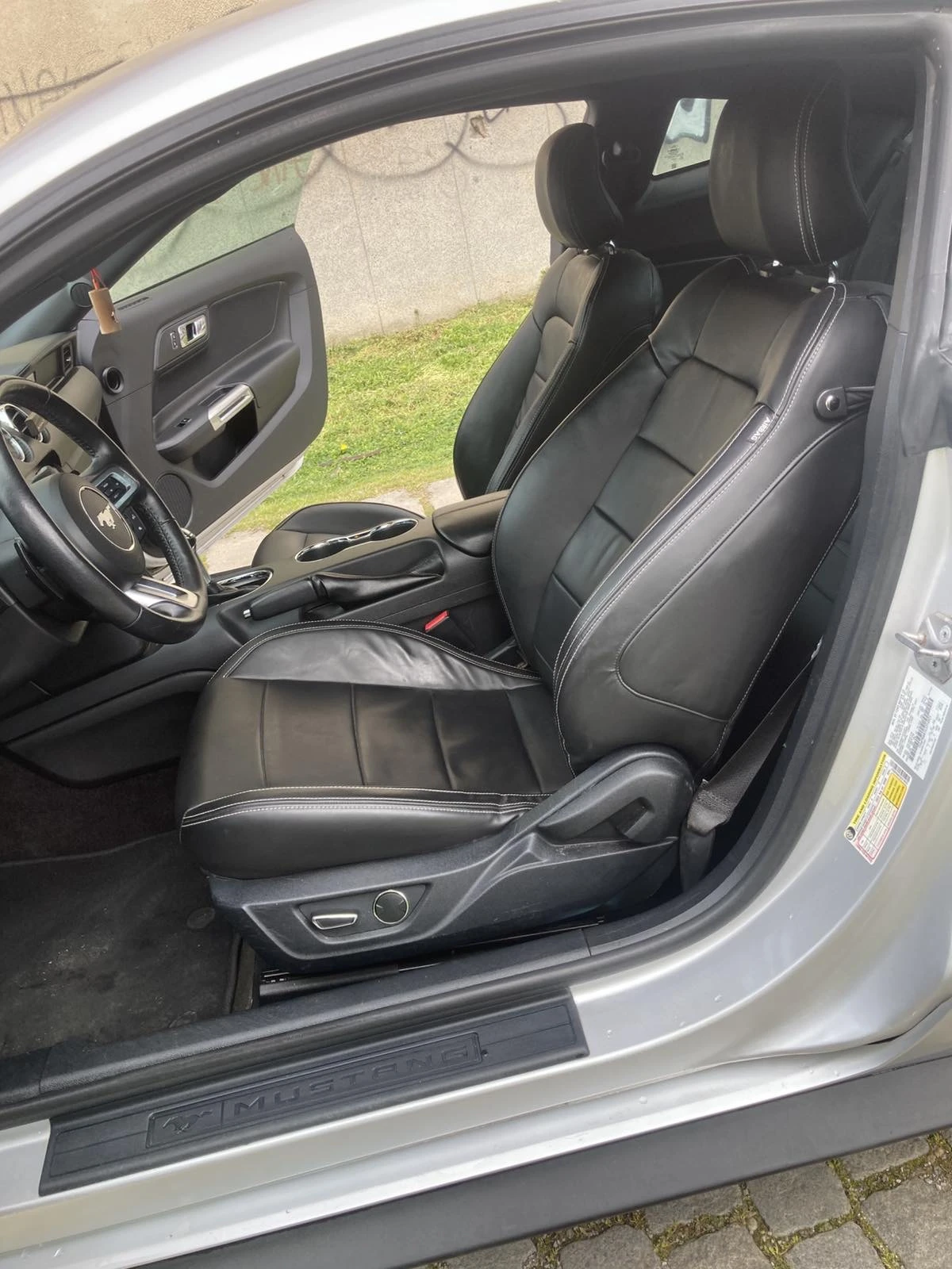 Ford Mustang 3.7 V6 , снимка 10 - Автомобили и джипове - 53912336