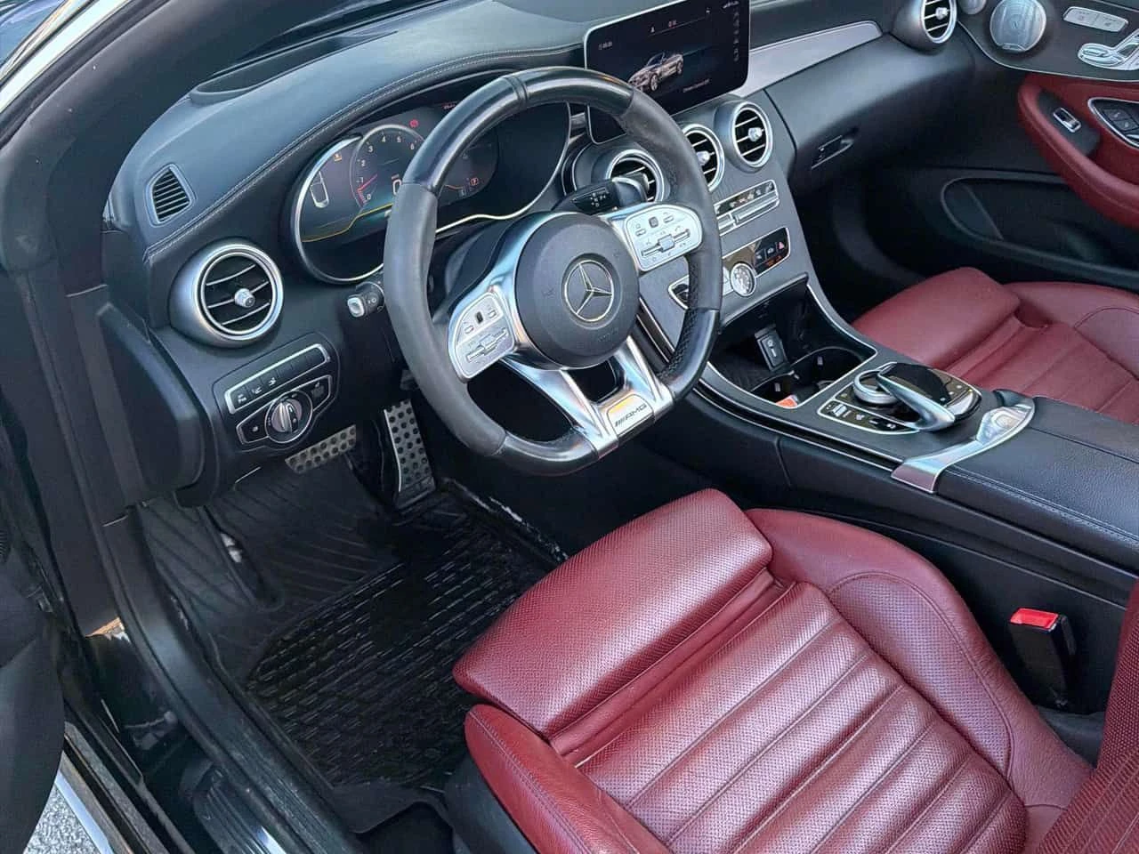 Mercedes-Benz C 43 AMG CARFAX/ДИГИТАЛЕН КМ./ЛЕНТИ/ОБДУХ/ПОДГРЕВ/Burmester, снимка 7 - Автомобили и джипове - 54459772
