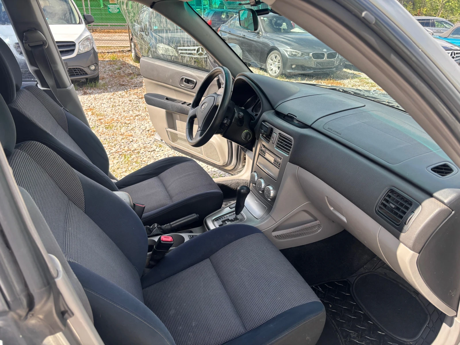 Subaru Forester 2.0БЕНЗИН ГАЗ АВТОМАТ , снимка 11 - Автомобили и джипове - 54566426