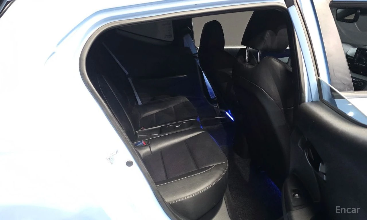 Hyundai Veloster  N* РЪЧНА* КУТИЯ* ОБДУХВАНЕ* LANE* ASSIST* КАМЕРА* , снимка 14 - Автомобили и джипове - 54576339