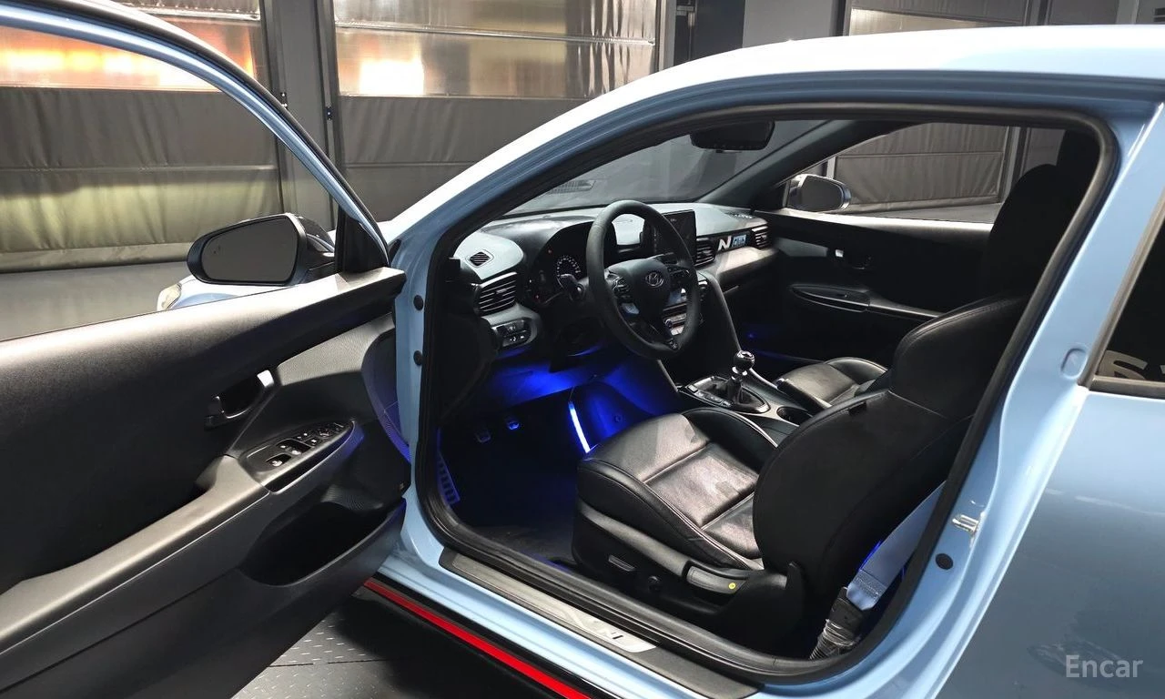 Hyundai Veloster  N* РЪЧНА* КУТИЯ* ОБДУХВАНЕ* LANE* ASSIST* КАМЕРА* , снимка 6 - Автомобили и джипове - 54576339