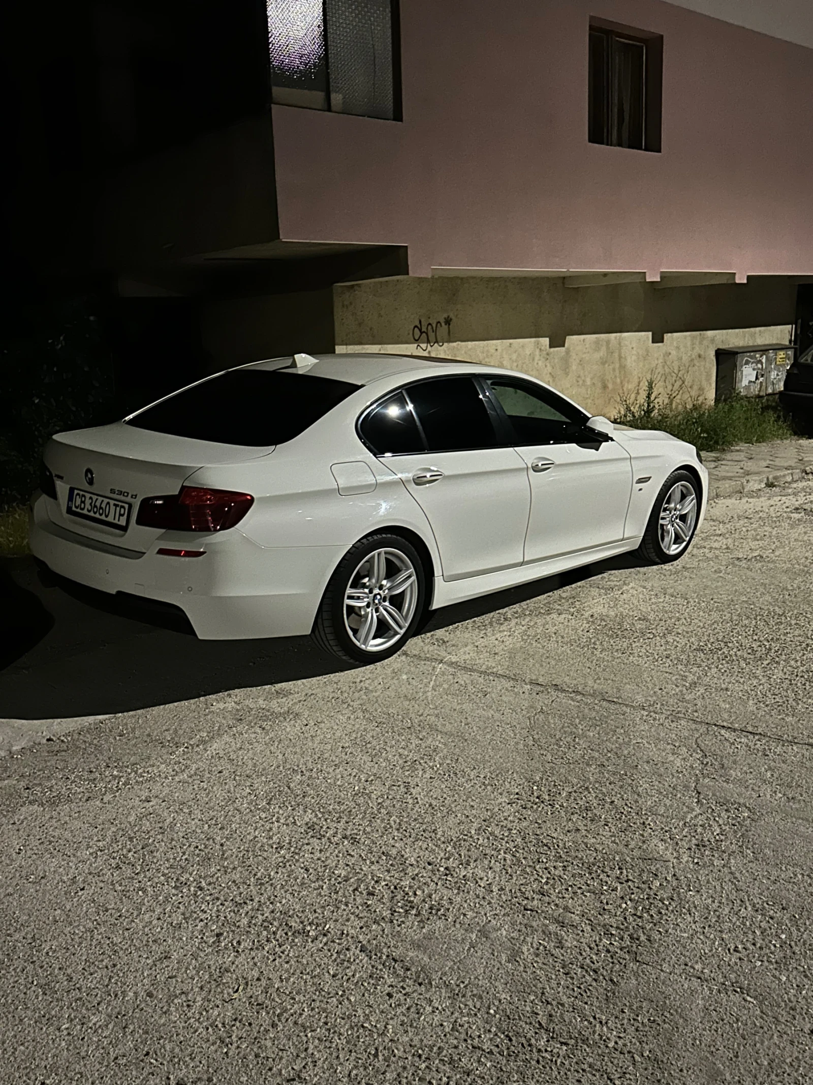 BMW 530 LCI Xdrive, снимка 8 - Автомобили и джипове - 54703329