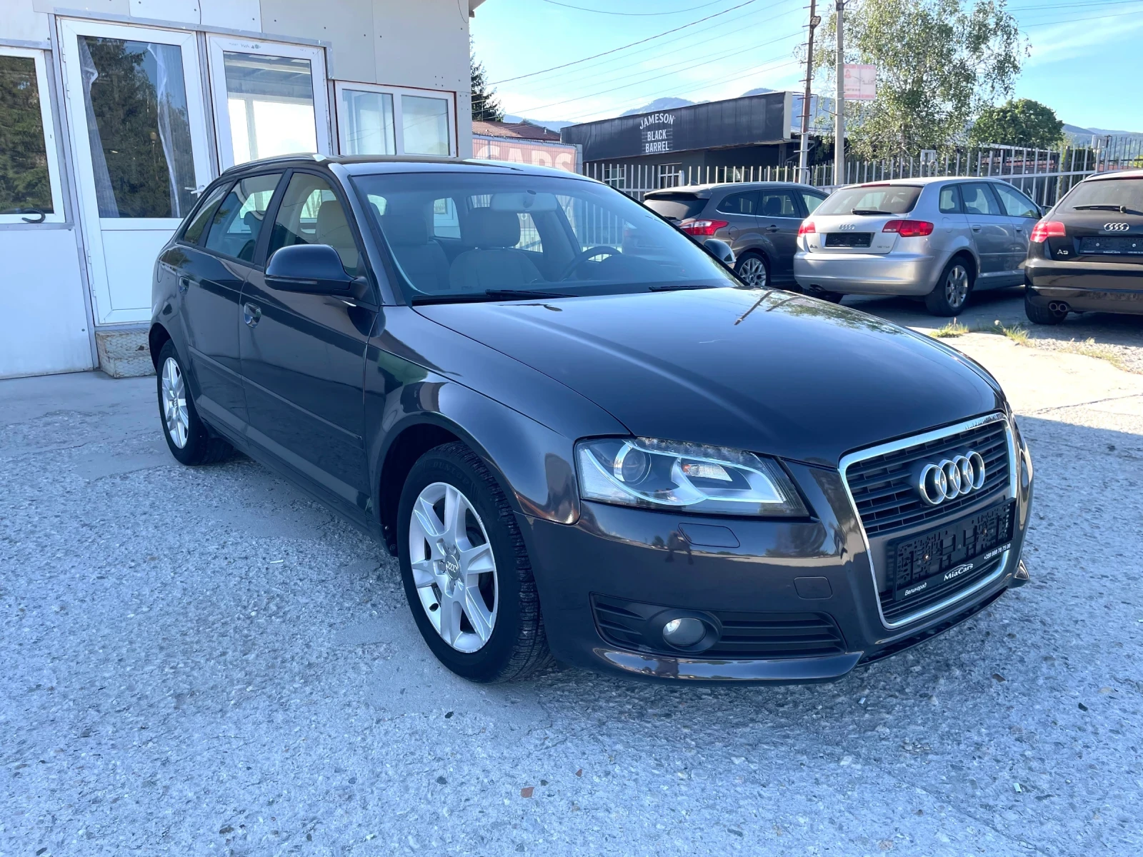 Audi A3 1.6i 102hp automatic , снимка 3 - Автомобили и джипове - 54718949