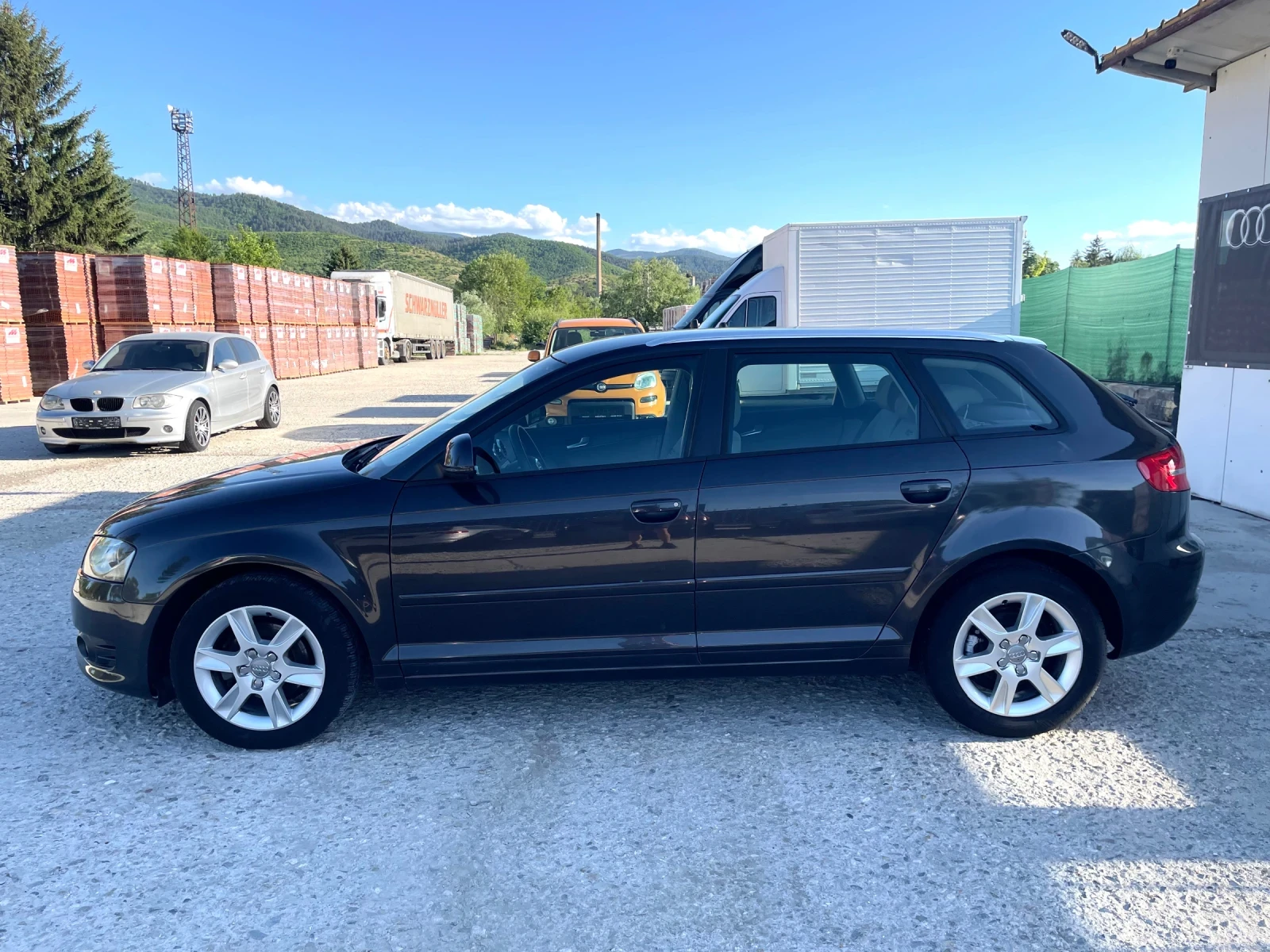Audi A3 1.6i 102hp automatic , снимка 8 - Автомобили и джипове - 54718949