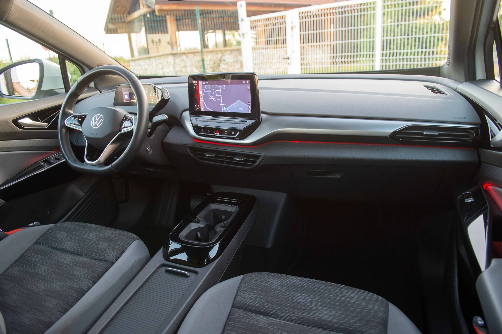VW ID.4 82kw* 90%SOH* Камера* Дистроник* Термопомпа, снимка 13 - Автомобили и джипове - 54742896