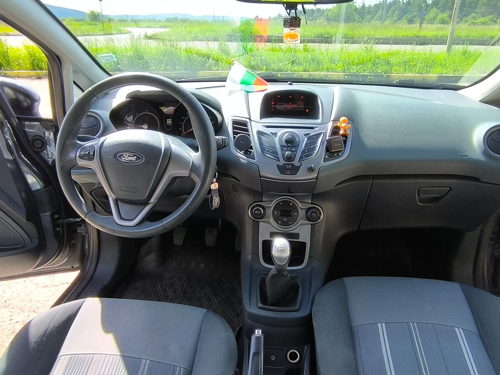 Ford Fiesta, снимка 5 - Автомобили и джипове - 54762252