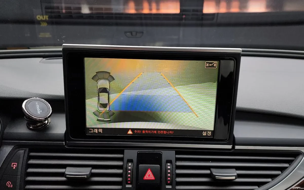 Audi A6 45TDI PRESTIGE/PANORAMA/360CAM/DIST/FULL, снимка 12 - Автомобили и джипове - 55221250