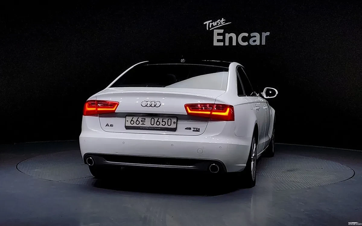 Audi A6 45TDI PRESTIGE/PANORAMA/360CAM/DIST/FULL, снимка 4 - Автомобили и джипове - 55221250