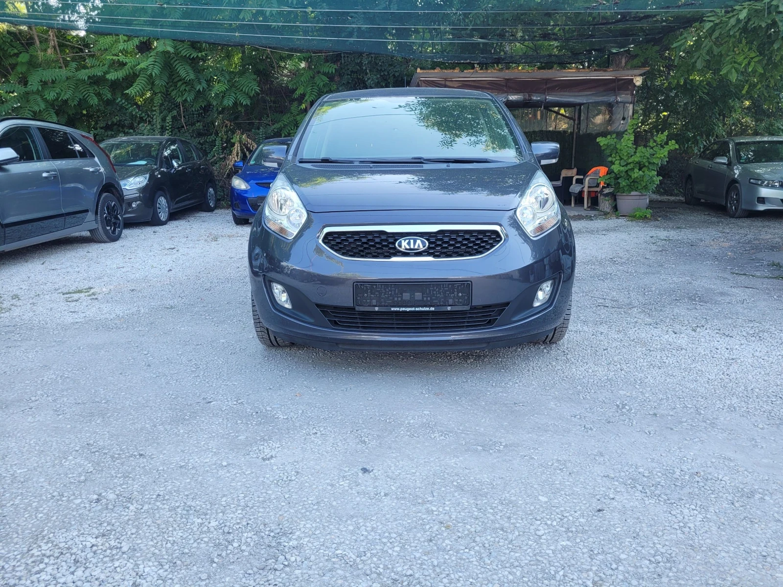 Kia Venga 1.6 I automatic , снимка 3 - Автомобили и джипове - 55466244