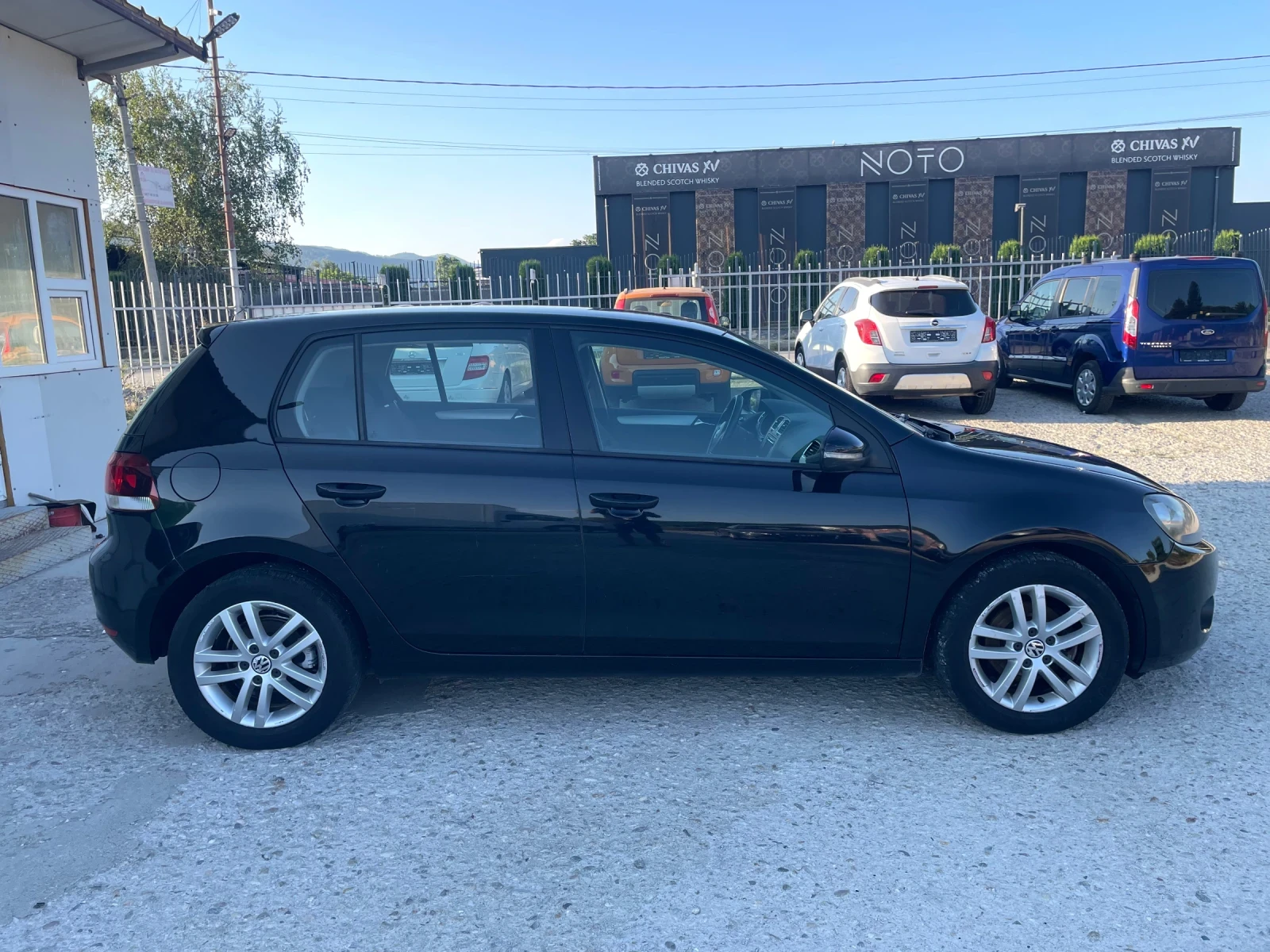 VW Golf 1.6i BIFuelel 102hp highline, снимка 4 - Автомобили и джипове - 55545721