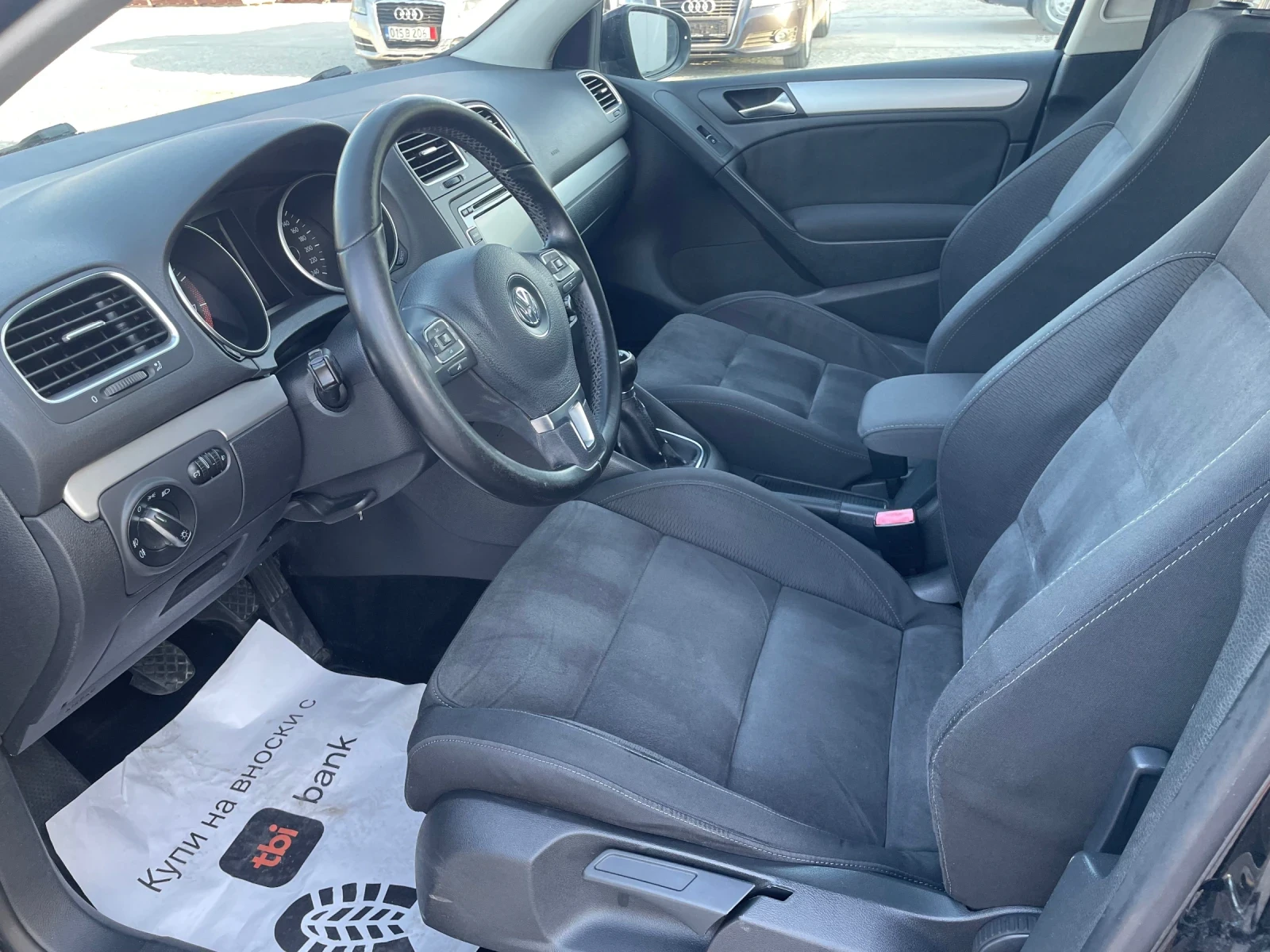 VW Golf 1.6i BIFuelel 102hp highline, снимка 9 - Автомобили и джипове - 55545721
