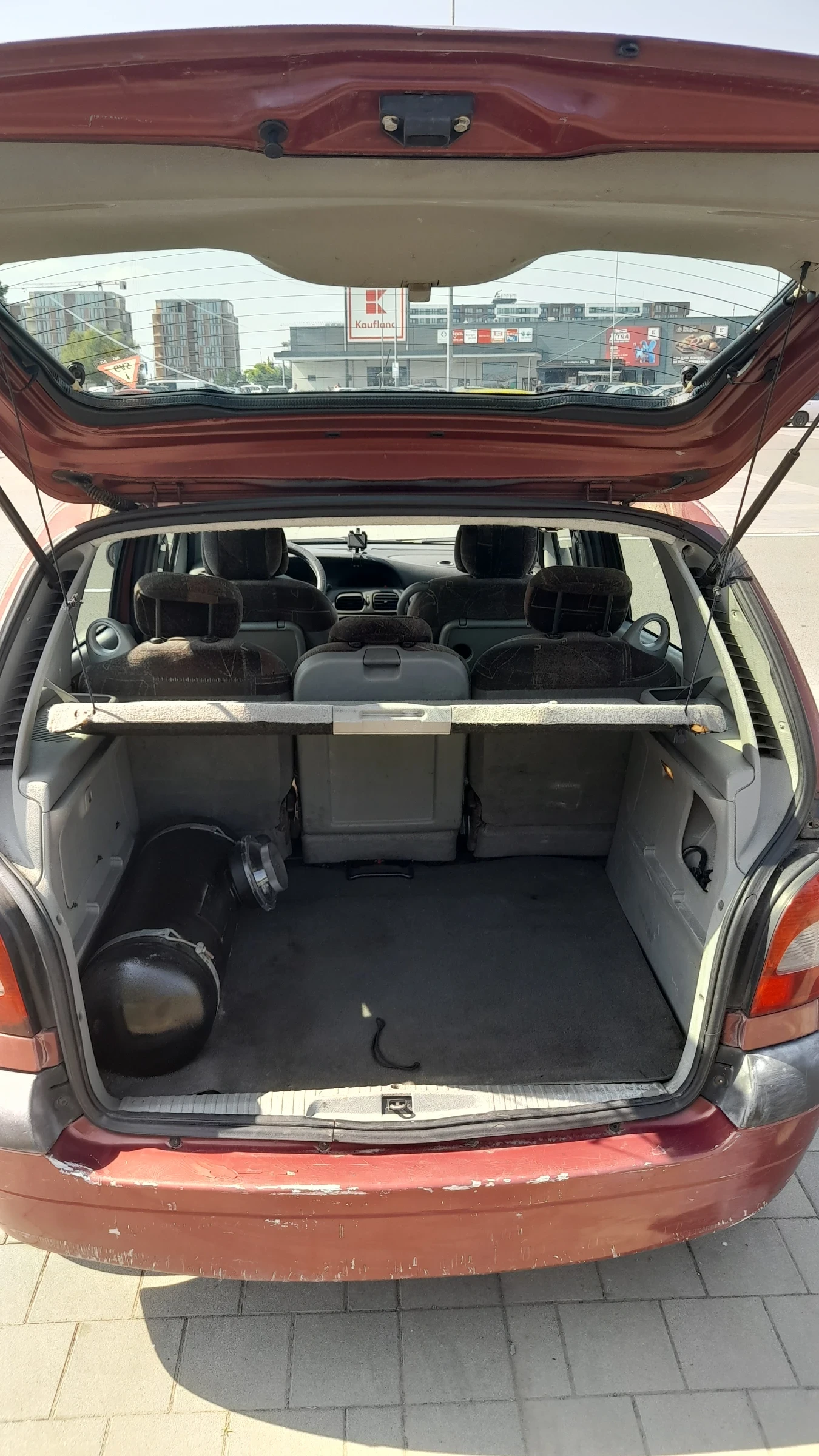 Renault Scenic 1.6/16V/LPG/107h.p., снимка 8 - Автомобили и джипове - 55599603