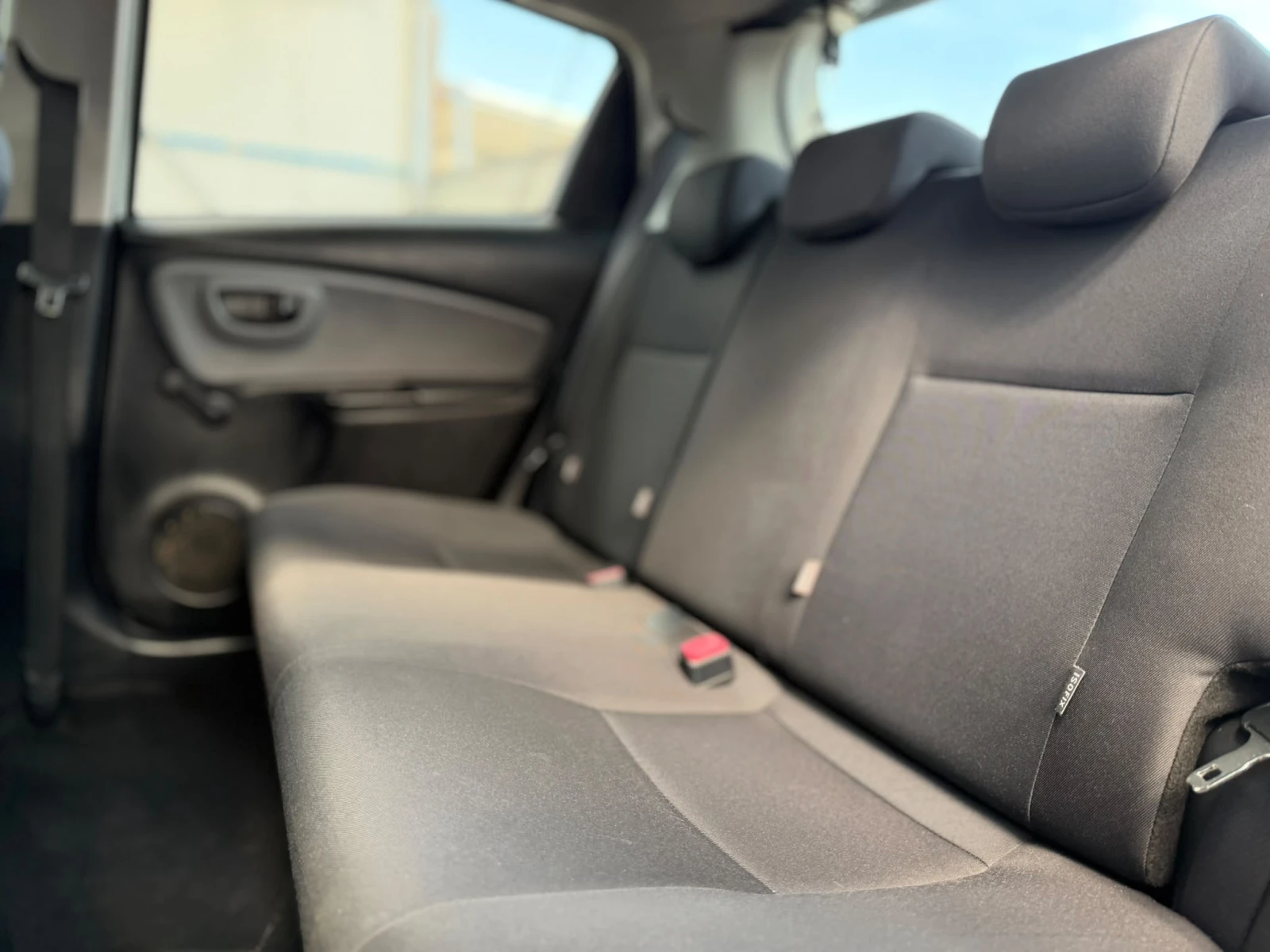 Toyota Yaris / 1.4D / EURO 6 / , снимка 10 - Автомобили и джипове - 55656733