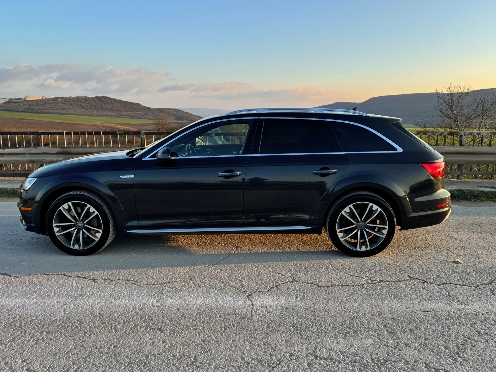 Audi A4 Allroad VIRTUAL, B&O, DISTRONIC, снимка 3 - Автомобили и джипове - 56089711