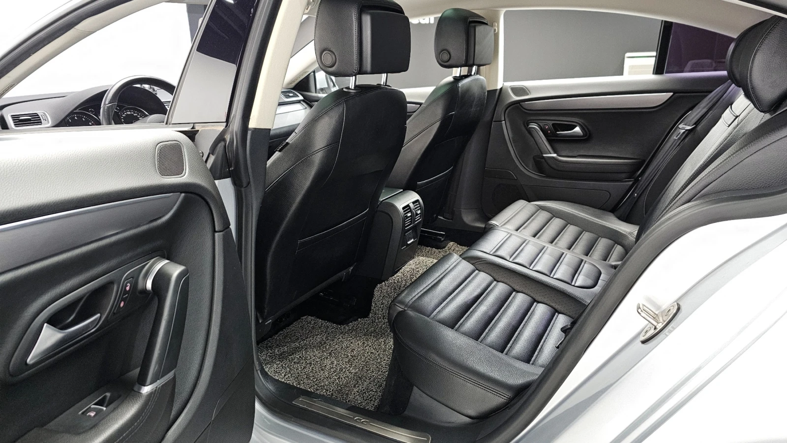 VW CC 2.0TSI * ПОДГРЕВ * ЛЮК * КАМЕРА, снимка 10 - Автомобили и джипове - 56695770