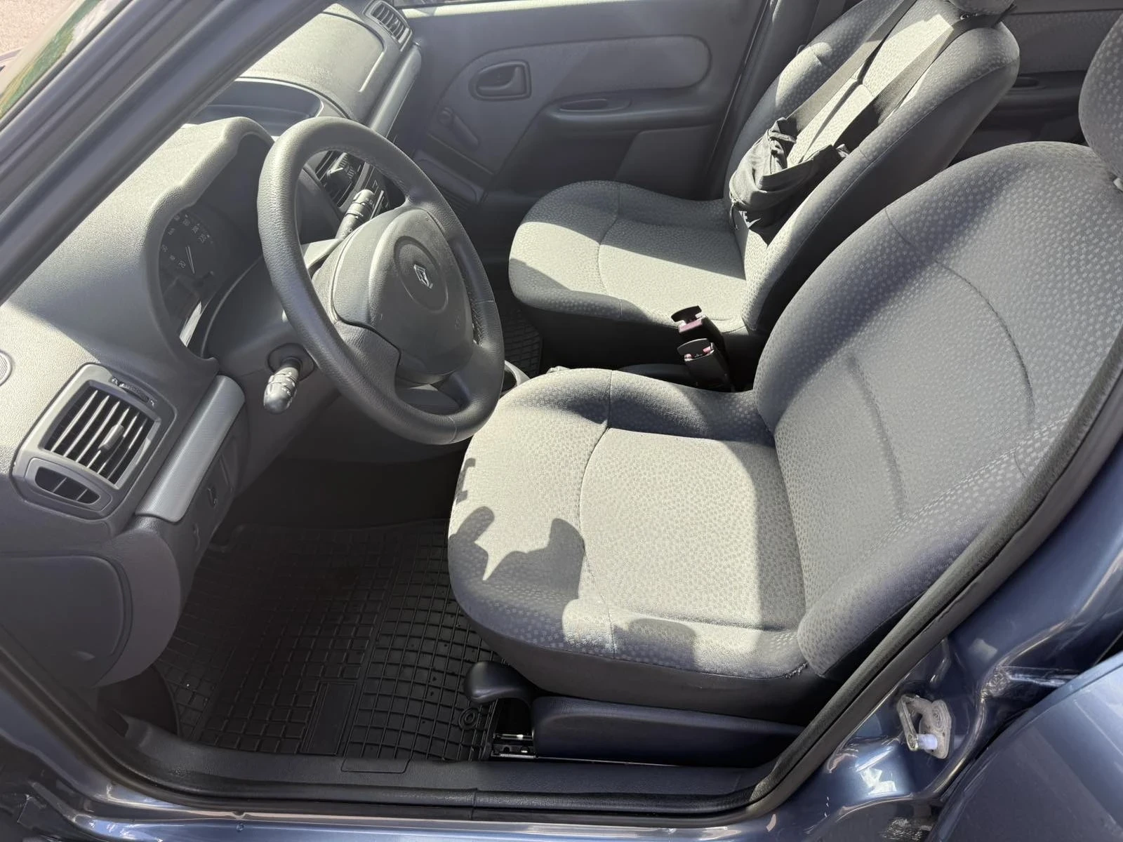 Renault Clio Storia, снимка 5 - Автомобили и джипове - 56679832