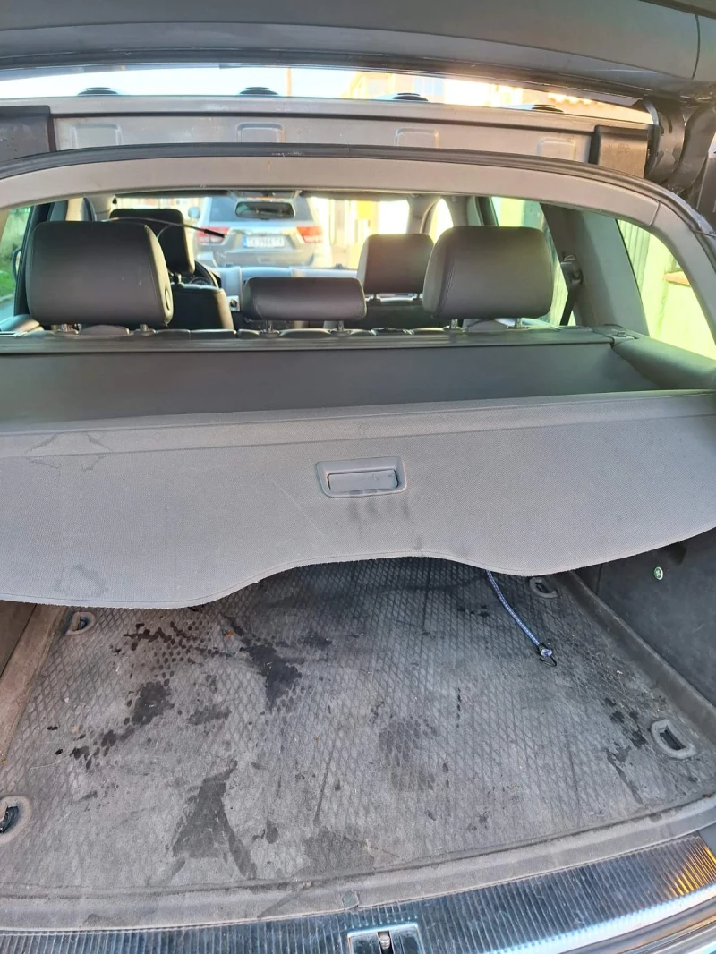 VW Touareg, снимка 11 - Автомобили и джипове - 52263092