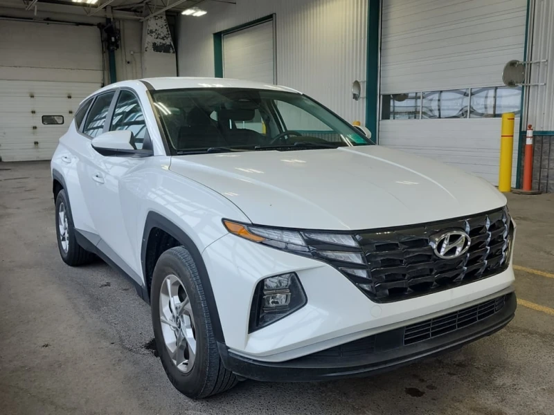 Hyundai Tucson * ESSENTIAL * CARFAX * ЦЕНА ДО БГ, снимка 2 - Автомобили и джипове - 52722205