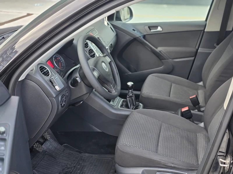 VW Tiguan 1.4 TFSI 150 коня 4х4 , снимка 8 - Автомобили и джипове - 52966958