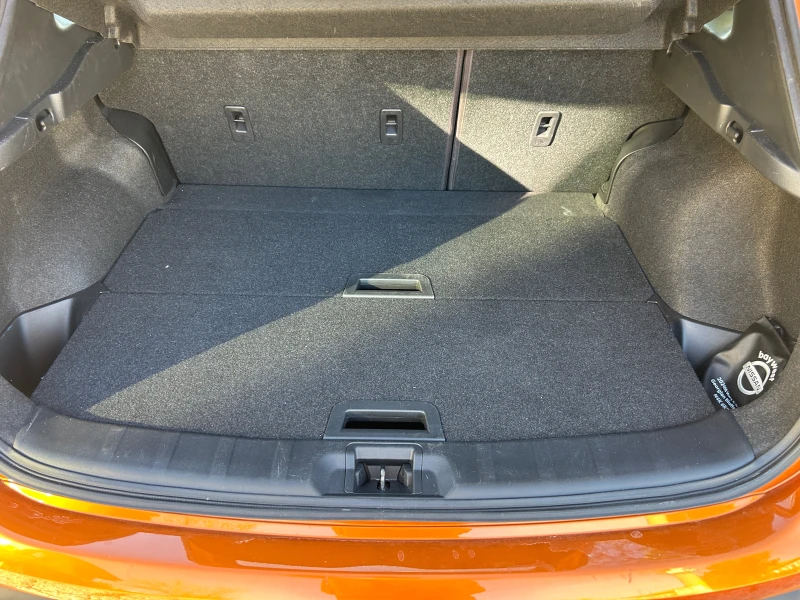 Nissan Qashqai, снимка 15 - Автомобили и джипове - 53152579