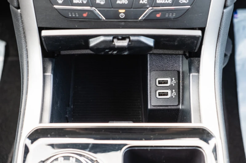 Ford Edge * SEL* АвтоКредит (ЦЕНА ДО БГ), снимка 14 - Автомобили и джипове - 53204476