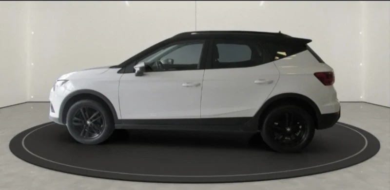 Seat Arona Xcellence, снимка 4 - Автомобили и джипове - 53293547