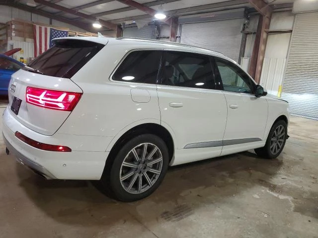 Audi Q7 REMIUM PLUS, Минимална щета, Реални км!, снимка 3 - Автомобили и джипове - 48798801