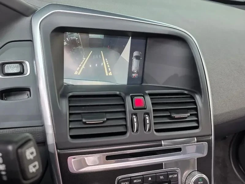 Volvo XC60, снимка 16 - Автомобили и джипове - 56688077