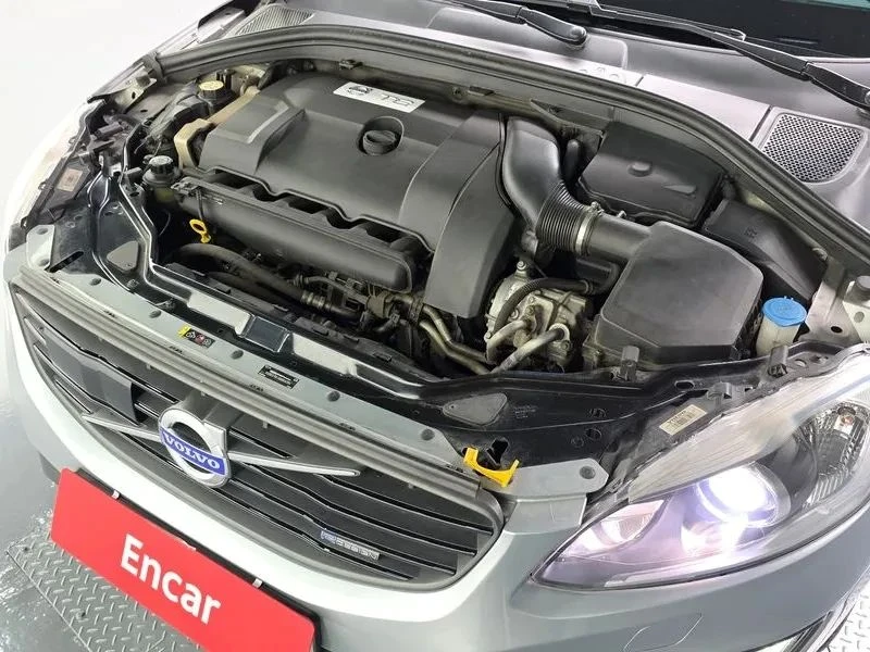 Volvo XC60, снимка 6 - Автомобили и джипове - 56688077
