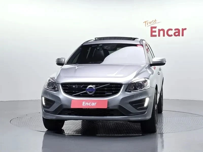 Volvo XC60, снимка 3 - Автомобили и джипове - 56688077