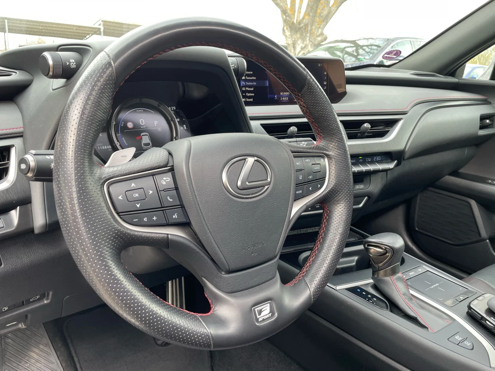 Lexus UX 250h F sport/AWD/360Camera/HUD/Relax+ HHC/Каско | Mobile.bg — изображение 11