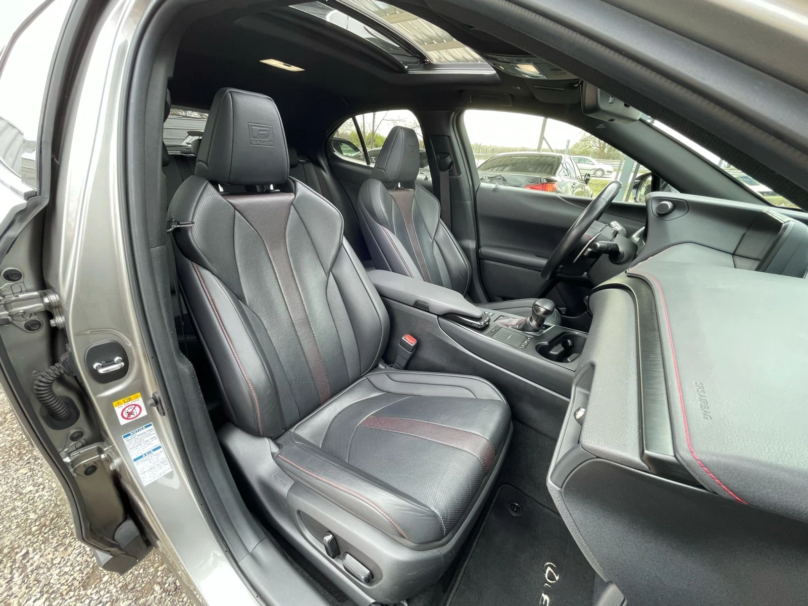 Lexus UX 250h F sport/AWD/360Camera/HUD/Relax+ HHC/Каско | Mobile.bg — изображение 16