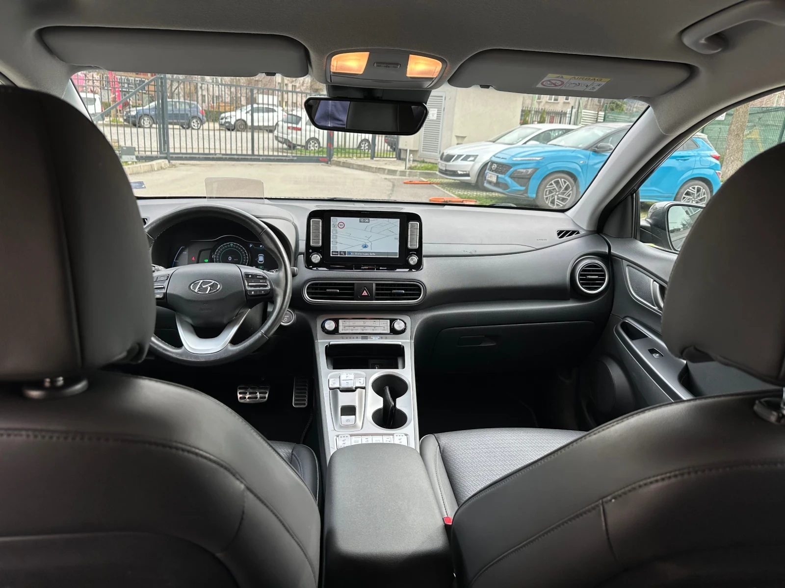 Hyundai Kona 64KWh PREMIUM/FULL ASSIST/DISTR/HEADUP/SOH100% - изображение 10