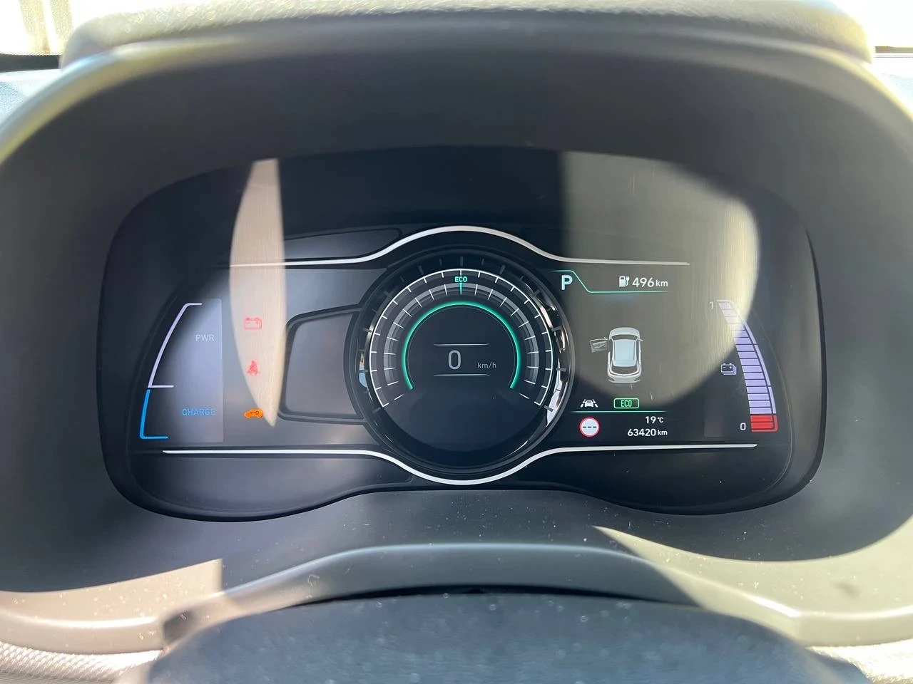 Hyundai Kona 64KWh PREMIUM/FULL ASSIST/DISTR/HEADUP/SOH100% - изображение 3