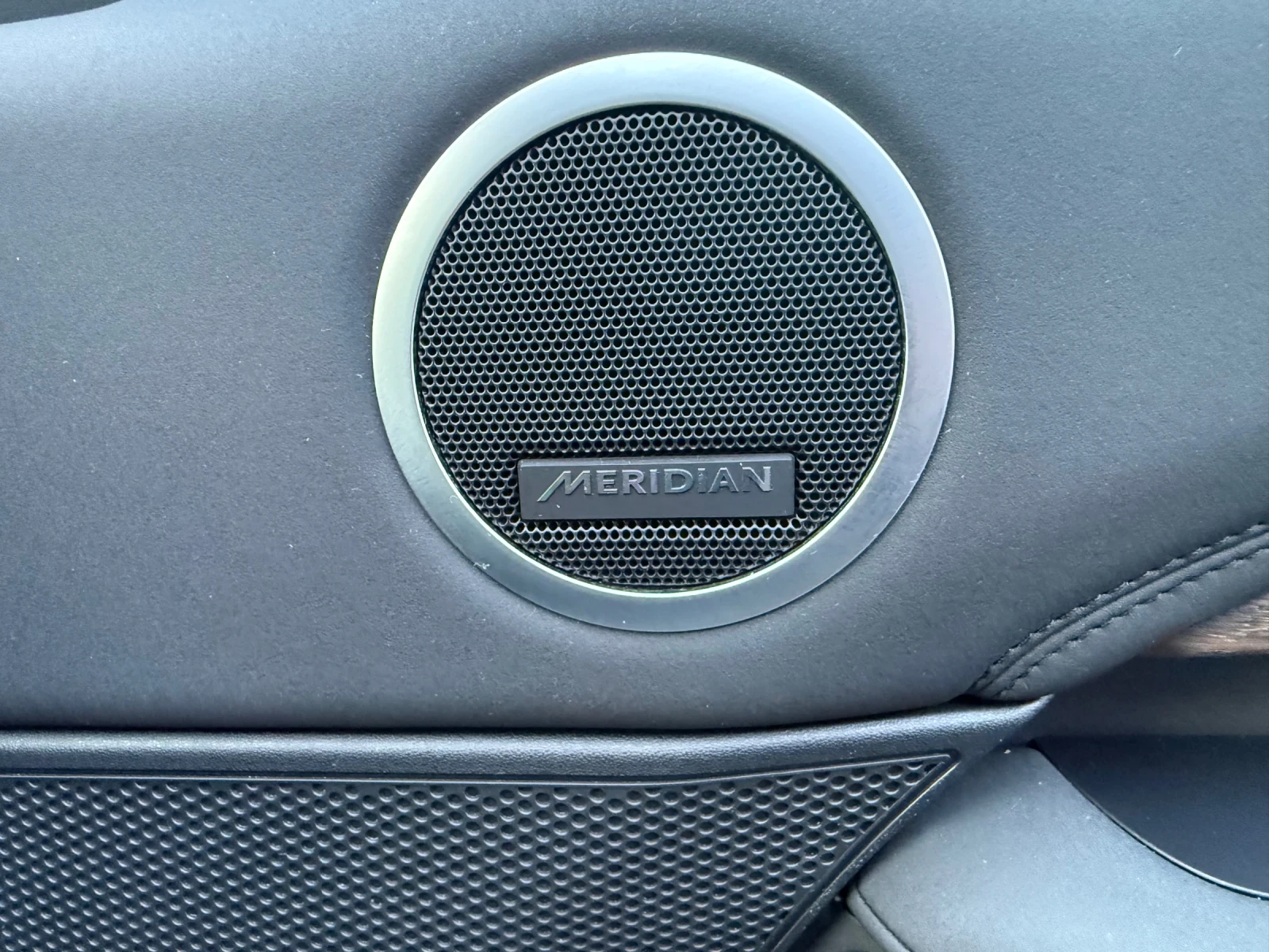 Land Rover Discovery Land Rover Discovery 3.0l SD6 HSE 7-Sitzer  - изображение 10