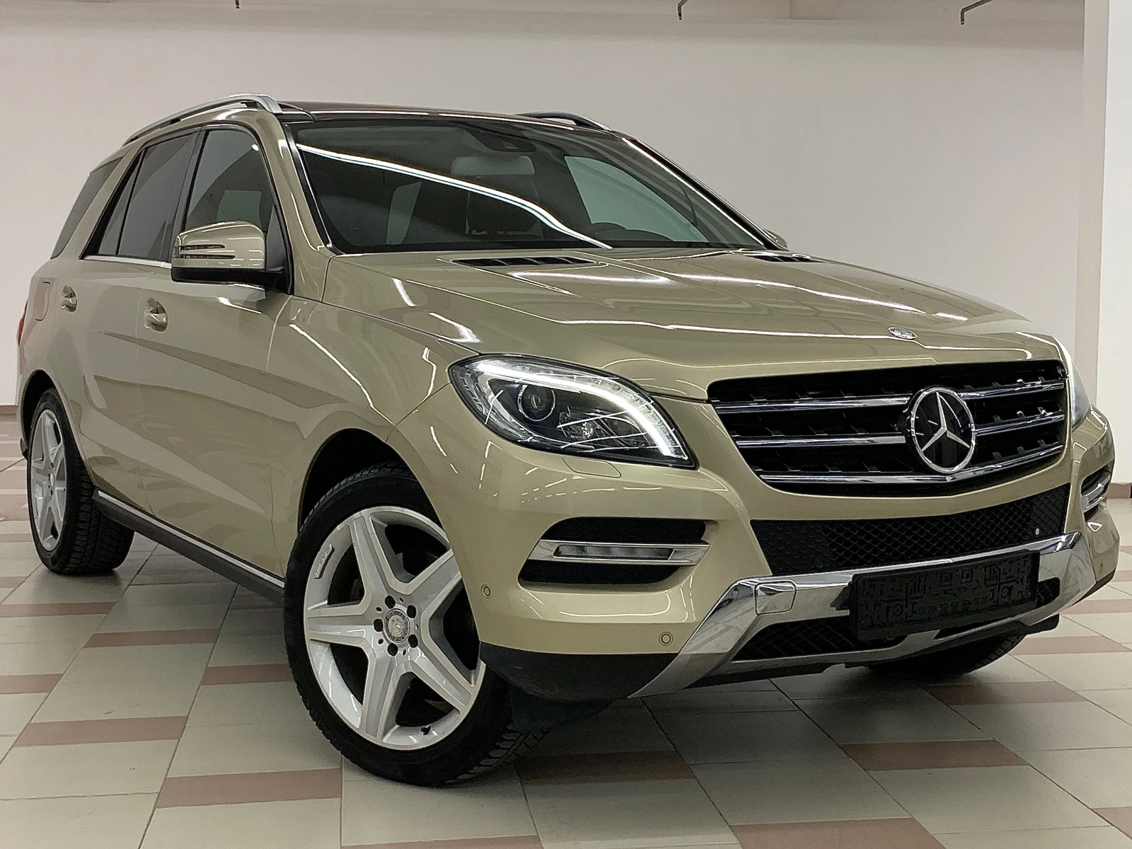 Mercedes-Benz ML 350 #PANO#DISTR#PODGREV#BlindSpot#AIRMATIC#TOP# - изображение 3