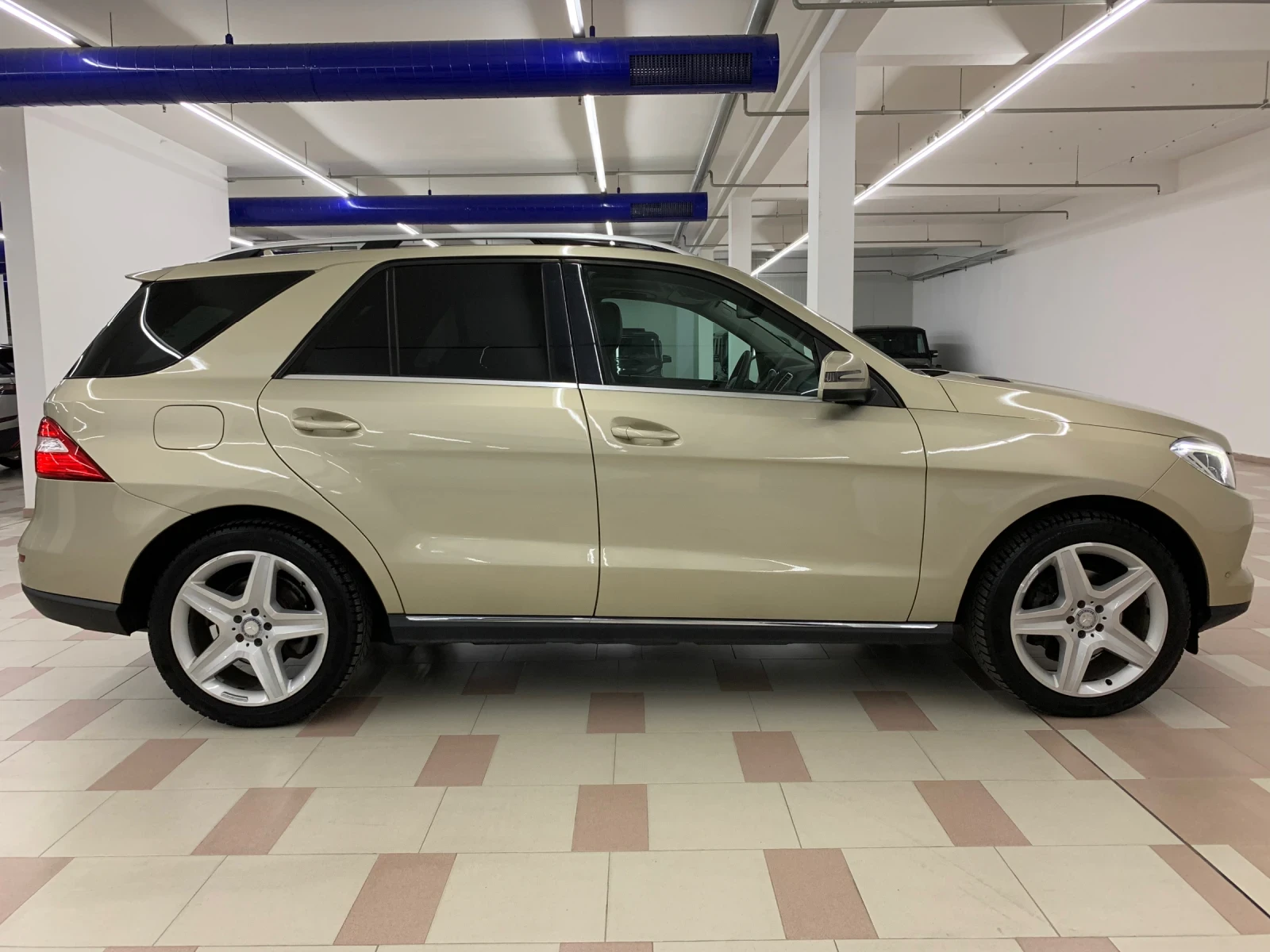Mercedes-Benz ML 350 #PANO#DISTR#PODGREV#BlindSpot#AIRMATIC#TOP# - изображение 8
