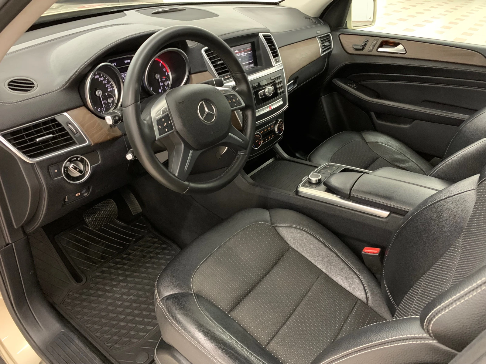 Mercedes-Benz ML 350 #PANO#DISTR#PODGREV#BlindSpot#AIRMATIC#TOP# - изображение 10