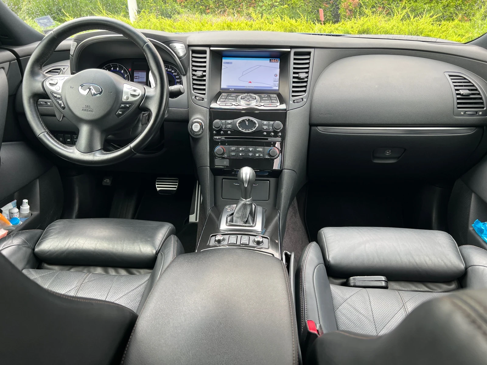 Infiniti QX70 QX70 S 5.0--  | Mobile.bg   12