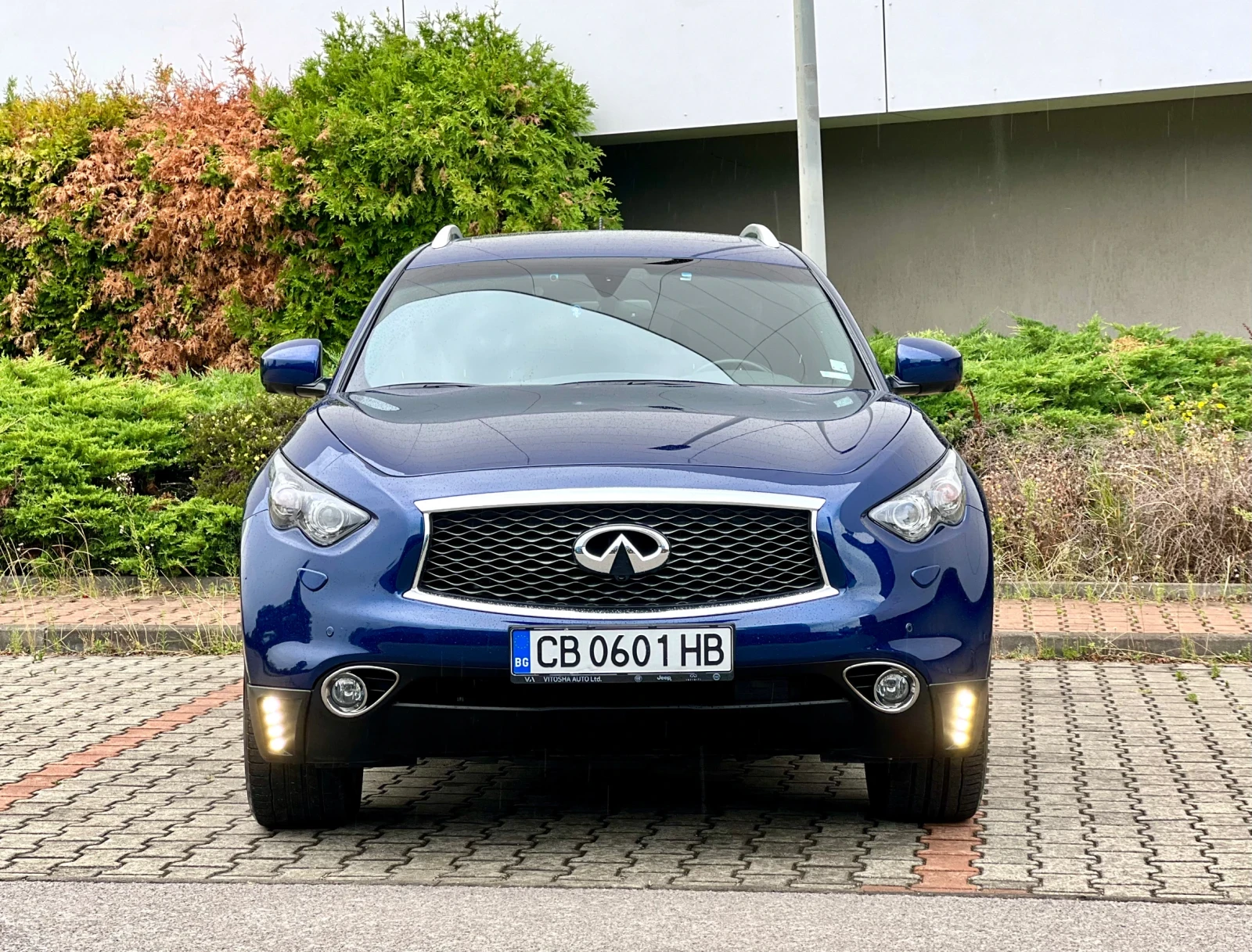 Infiniti QX70 QX70 S 5.0-Бензин-Лизинг  - изображение 2
