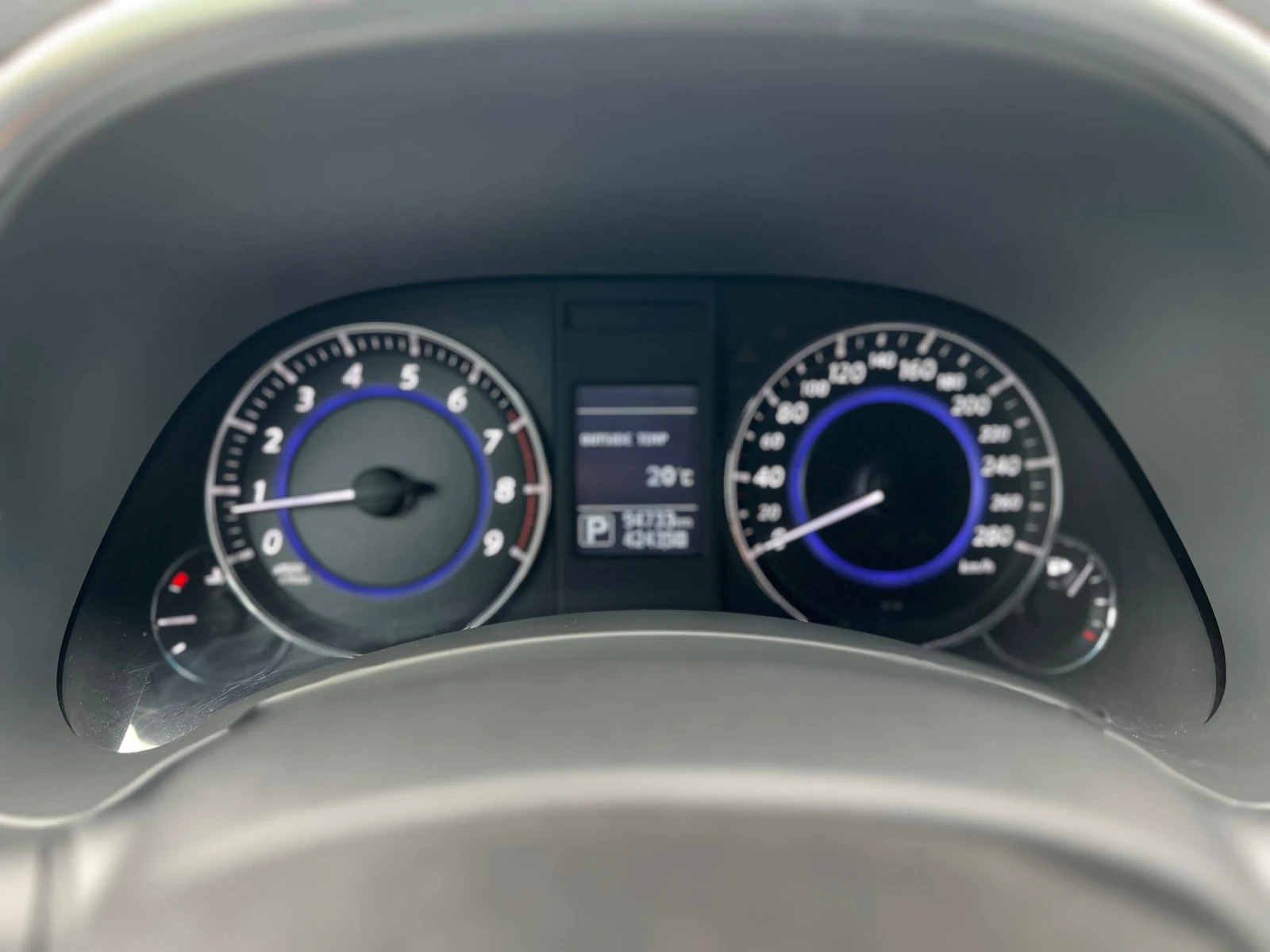 Infiniti QX70 QX70 S 5.0--  | Mobile.bg   11