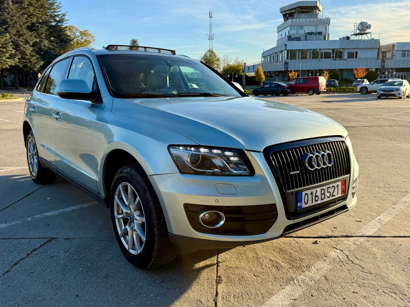 Audi Q5 2.0 TDI// QUATTRO// PANORAMA //MEMORY  | Mobile.bg   5