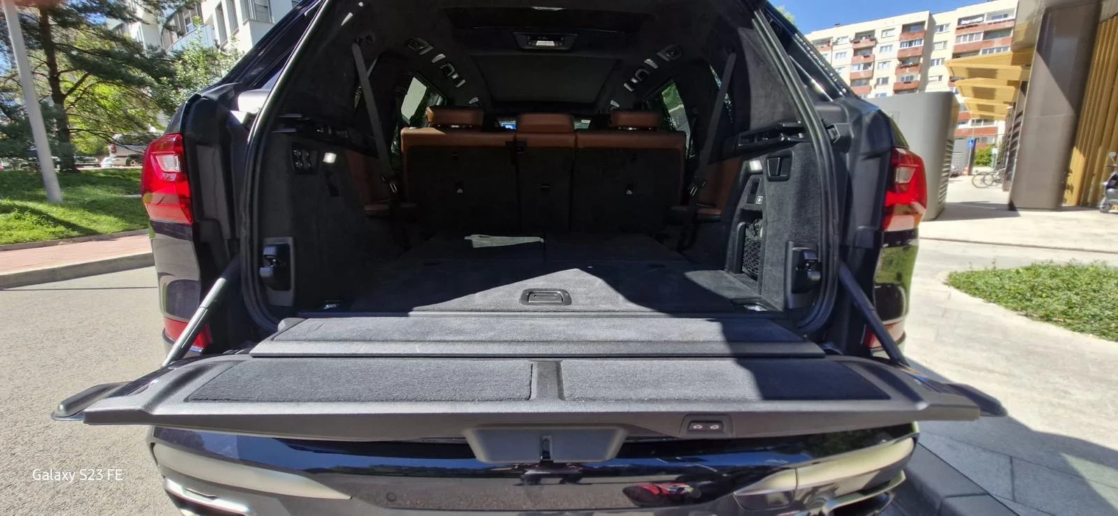 BMW X7 3.0d X7 M50d /400HP/SKY LOUNGE/Individual/Alcantar | Mobile.bg � ����������� 3