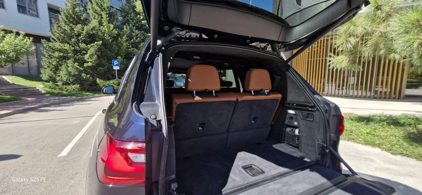 BMW X7 3.0d X7 M50d /400HP/SKY LOUNGE/Individual/Alcantar | Mobile.bg � ����������� 2