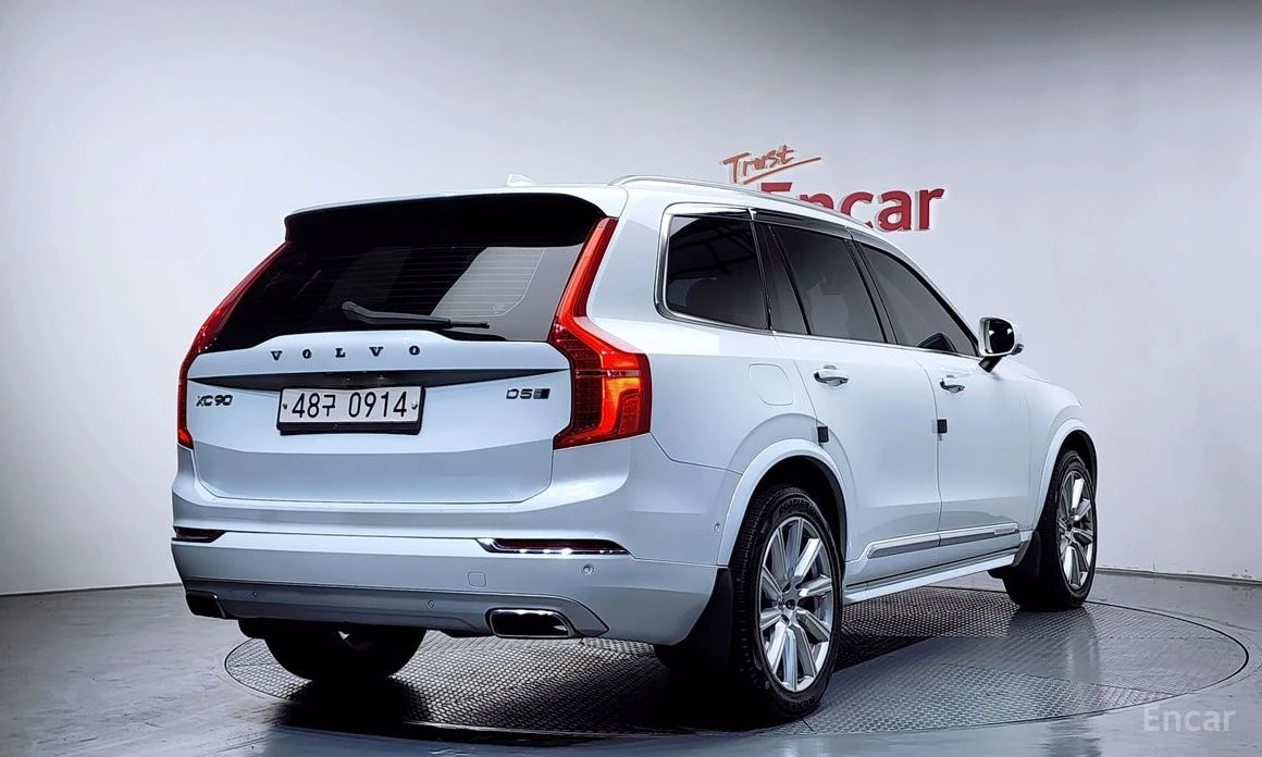 Volvo Xc90 * D5* INSCRIPTION* ПОДГРЕВ* ОБДУХВАНЕ* ПАНОРАМА* F, снимка 2 - Автомобили и джипове - 54129389