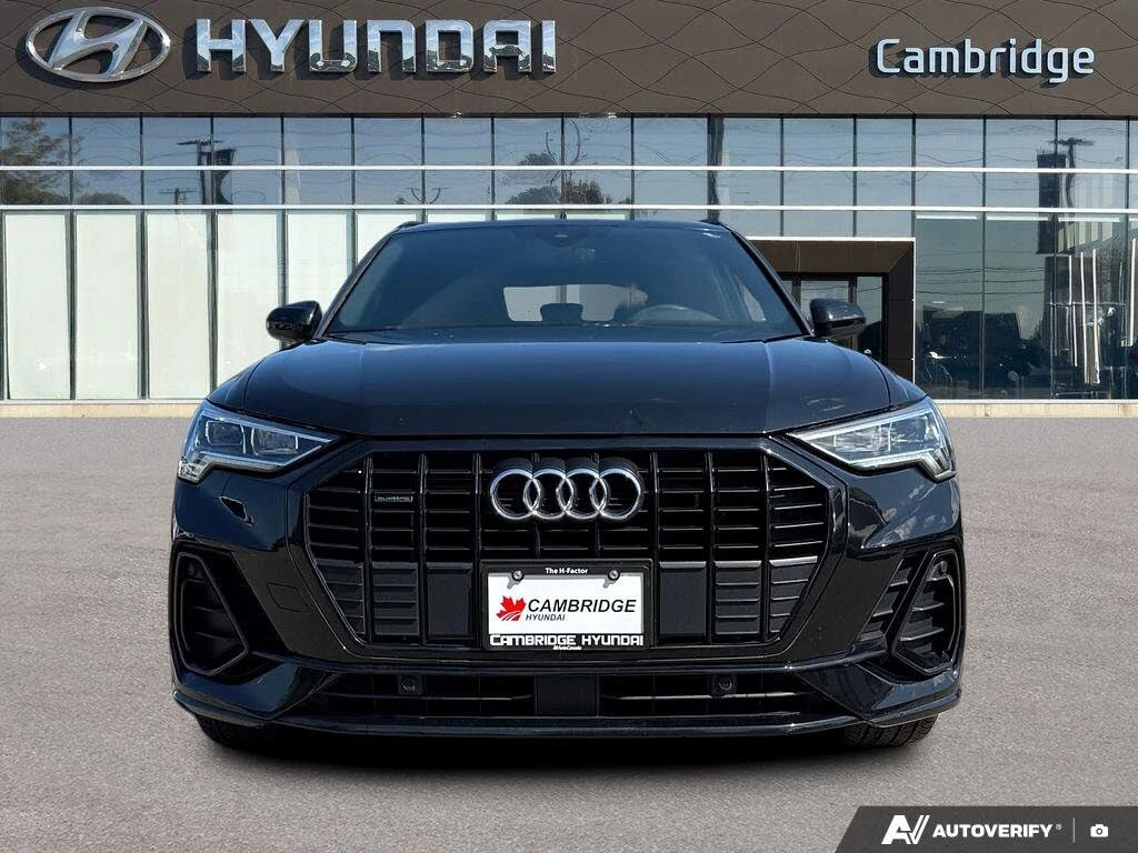 Audi Q3 Premium Plus* S-Line* Quattro* DIGITAL* PANORAMA* , снимка 2 - Автомобили и джипове - 54360143