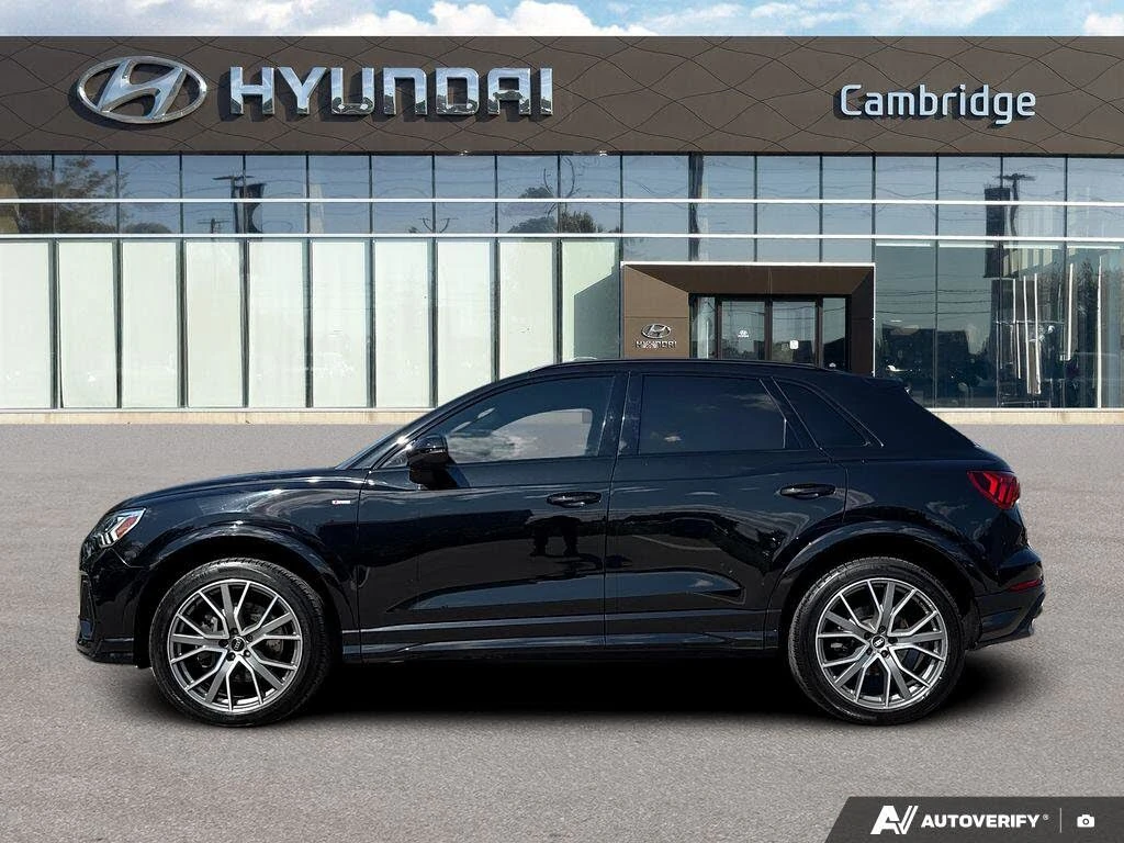 Audi Q3 Premium Plus* S-Line* Quattro* DIGITAL* PANORAMA* , снимка 8 - Автомобили и джипове - 54360143