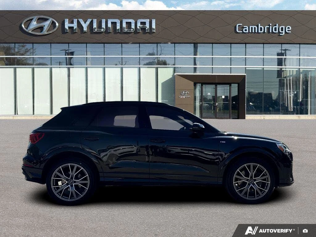 Audi Q3 Premium Plus* S-Line* Quattro* DIGITAL* PANORAMA* , снимка 4 - Автомобили и джипове - 54360143