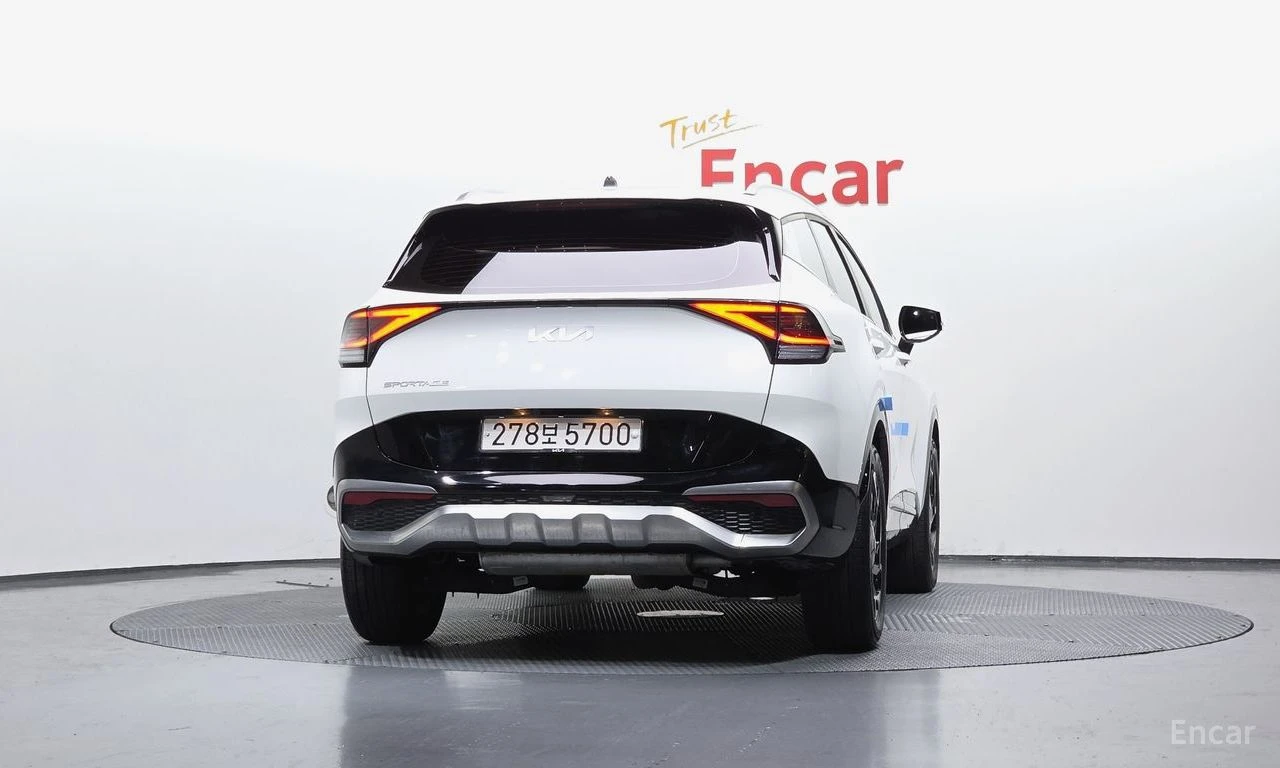 Kia Sportage 1.6* TURBO* PRESTIGE* ПОДГРЕВ* LANE* ASSIST* КАМЕР, снимка 4 - Автомобили и джипове - 54736335