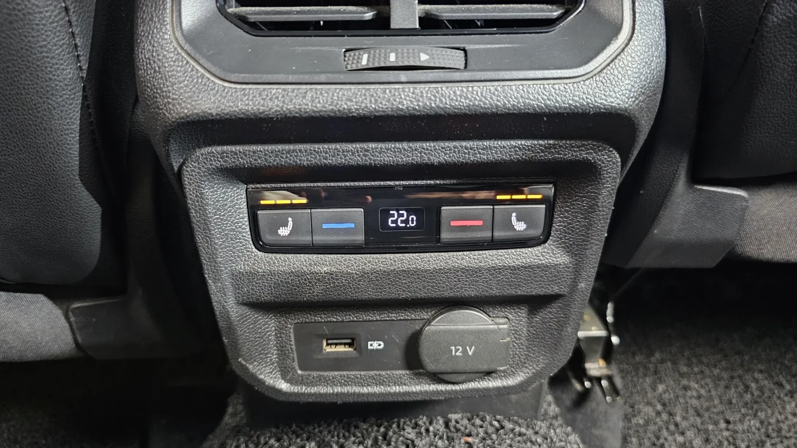 VW Tiguan 2.0TDI PRESTIGE HEAD UP/PANORAMA/360CAM, снимка 16 - Автомобили и джипове - 55188252